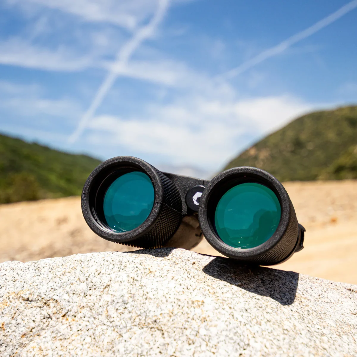 BARSKA (AB11842) 10x42mm Blackhawk Waterproof Binoculars - Image 2