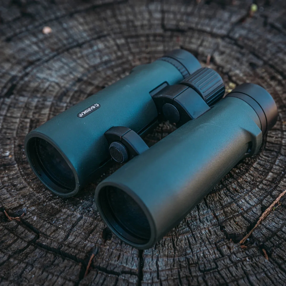 BARSKA (AB12528) 10x42mm Air View Waterproof Open Bridge Binoculars - Image 2