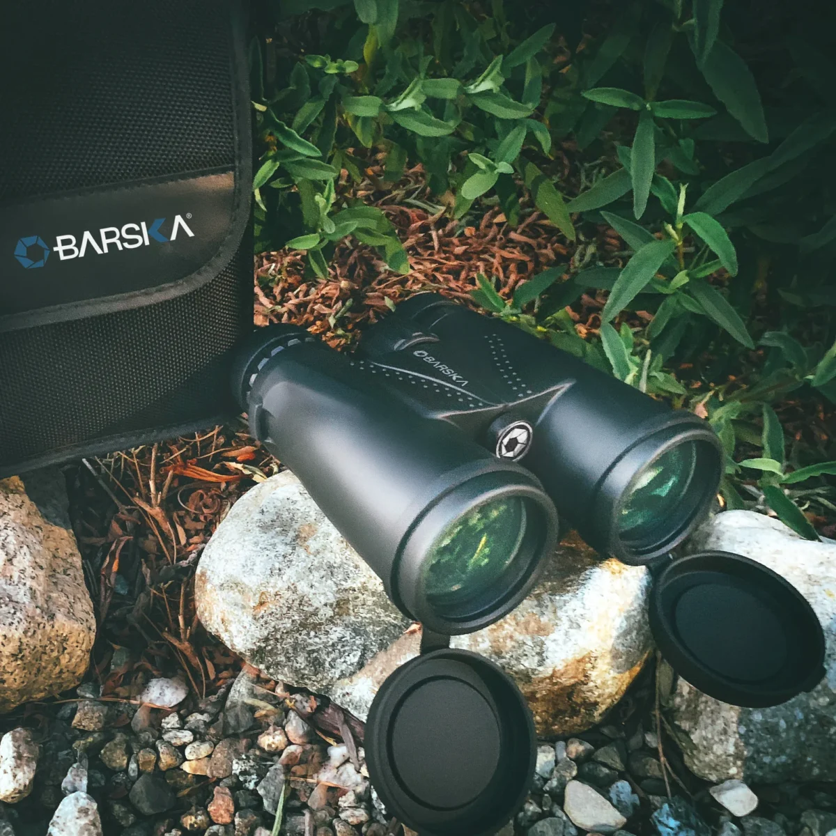 BARSKA (AB13434) 10x42mm Blackhawk Waterproof Binoculars - Image 2