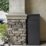 BARSKA (CB13256) Large Single Compartment Locking Parcel Drop Box - Image 3