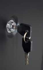 Stack-On GCM-1918-DX 18 Gun Security Cabinet - Image 2